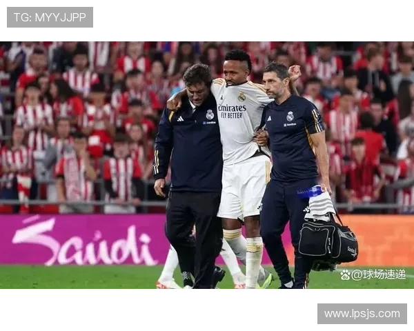 吕迪格膝伤康复盼留队中心续约